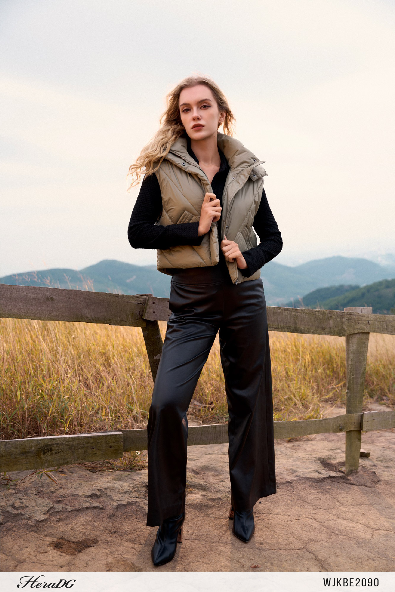 Ảnh của Áo phao gile 3 lớp dáng ngắn